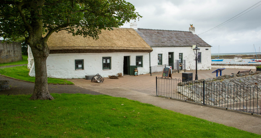 Cockle Row Cottages in Groomsport